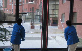 高效清潔，煥新羊城——百家人力為您提供專業(yè)的廣州清潔服務與外包解決方案